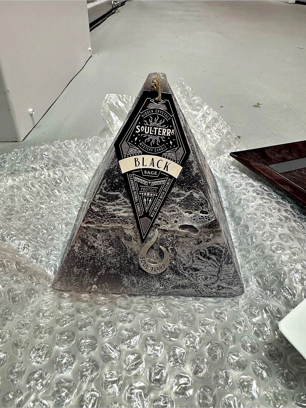 Soulterra black sage pyramid crystal candle